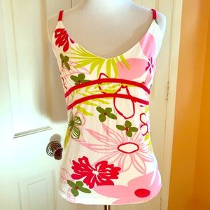 NWOT St Bernard Red Flower Tank Top